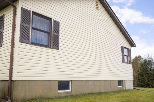 Dutch Lap Siding Repair